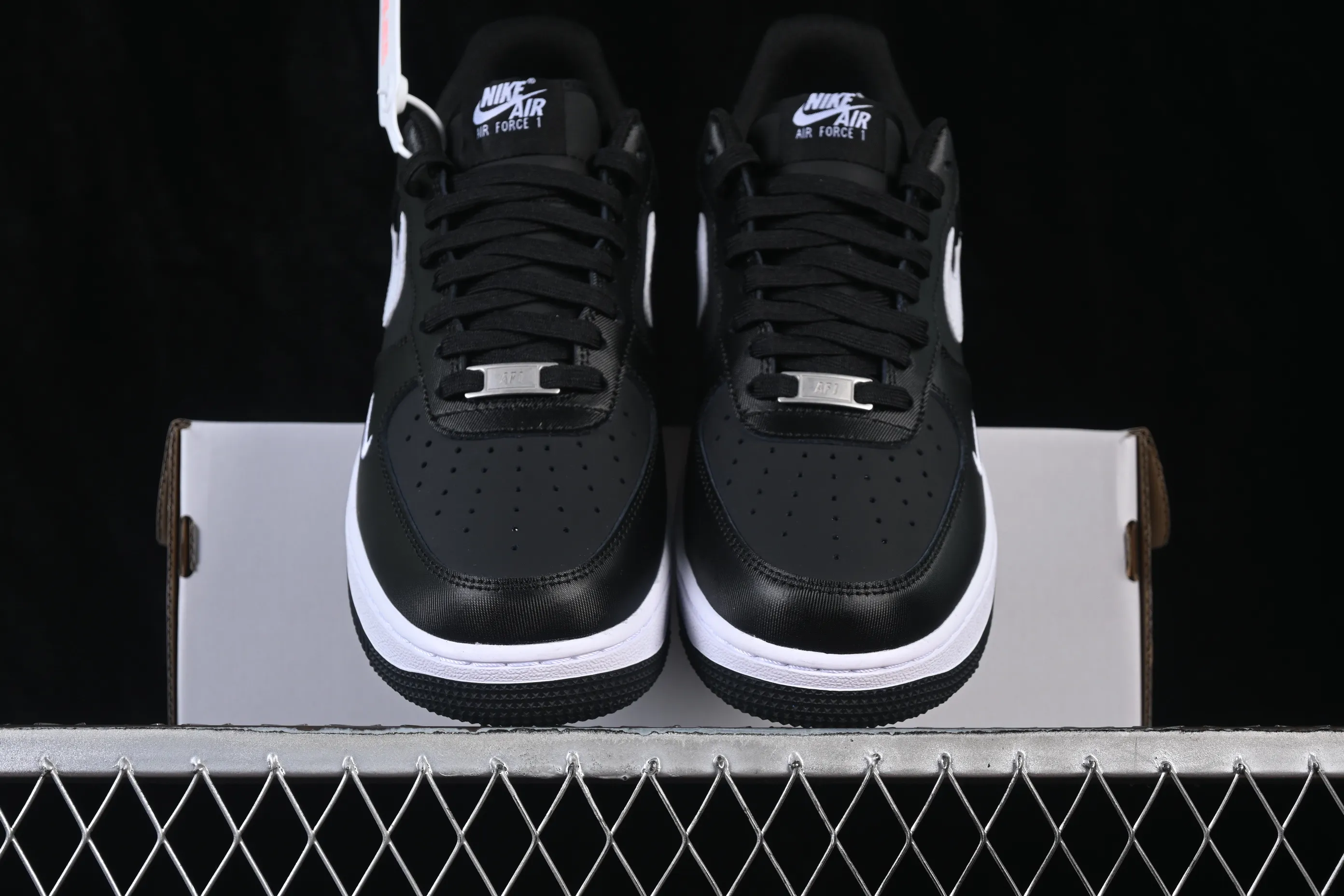 All categories Nk Air Force 1 Air Force series Nk Air Force 1 Low Air Force low-top Nike Air Force 1'07 Low Air Force 1 low-top casual sneakers IR5599-001